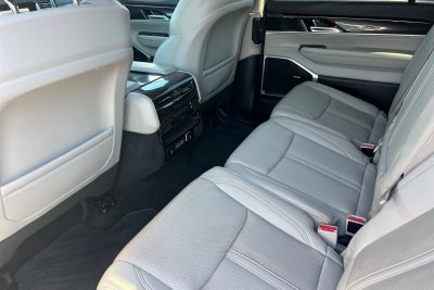 2024 Jeep Wagoneer Base
