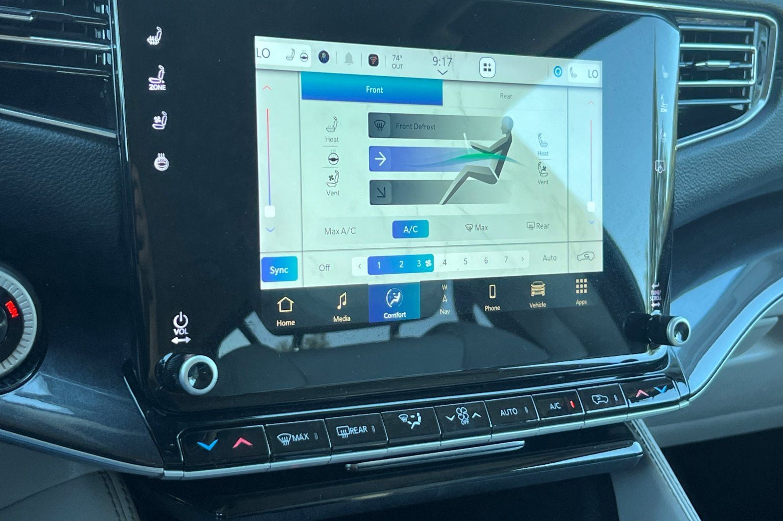 2024 Jeep Wagoneer Base