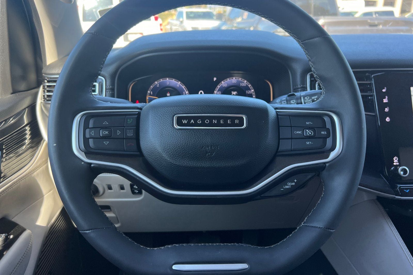 2024 Jeep Wagoneer Base