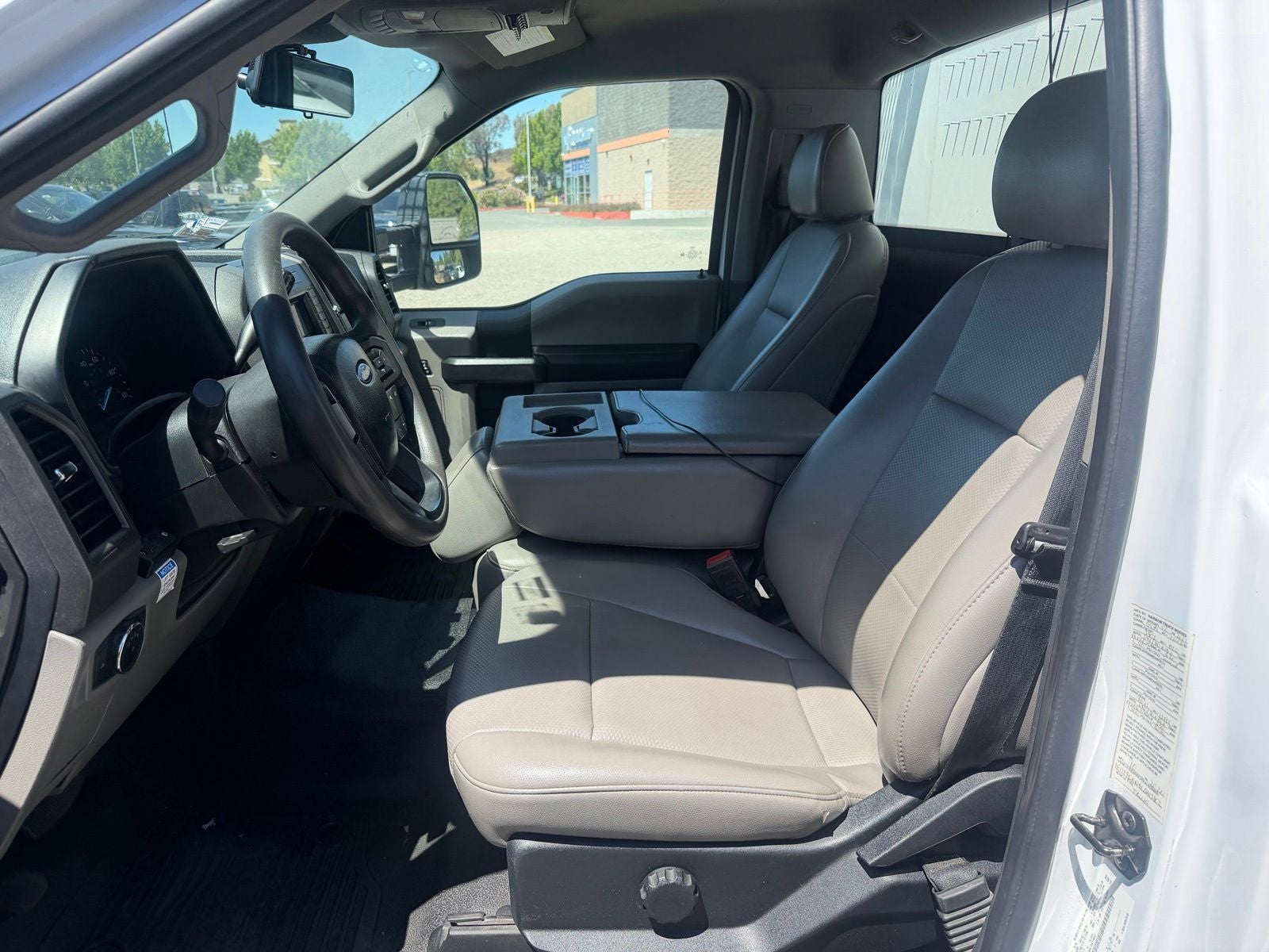 2020 Ford F-600SD XL