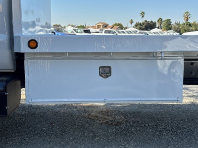 2027 Ford F-750SD Base