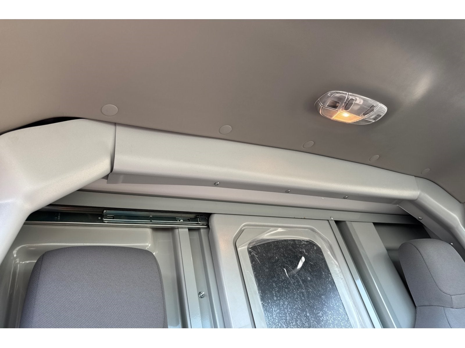 2025 Ford E-350SD Base Cutaway