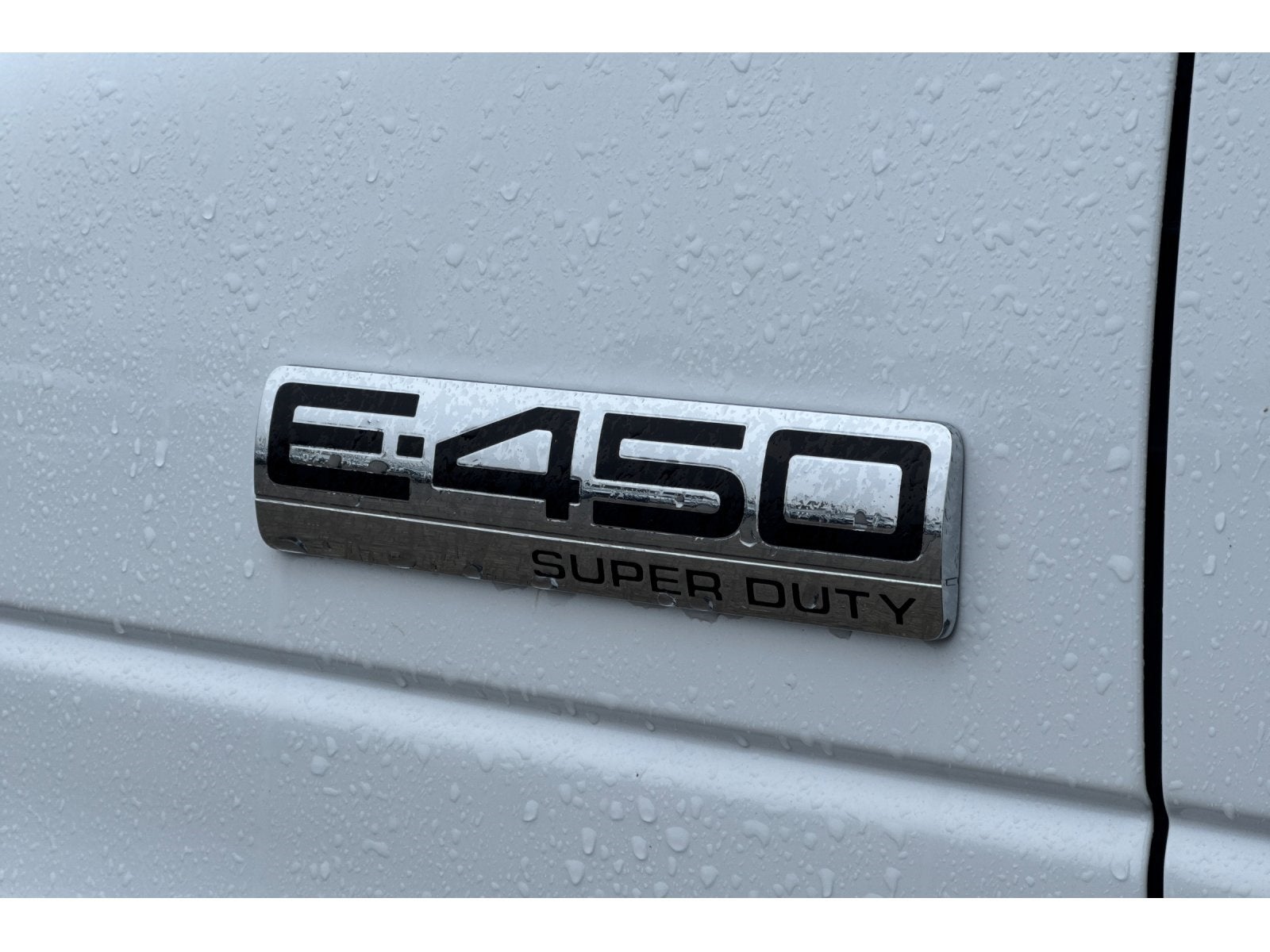 2024 Ford E-450SD Base DRW