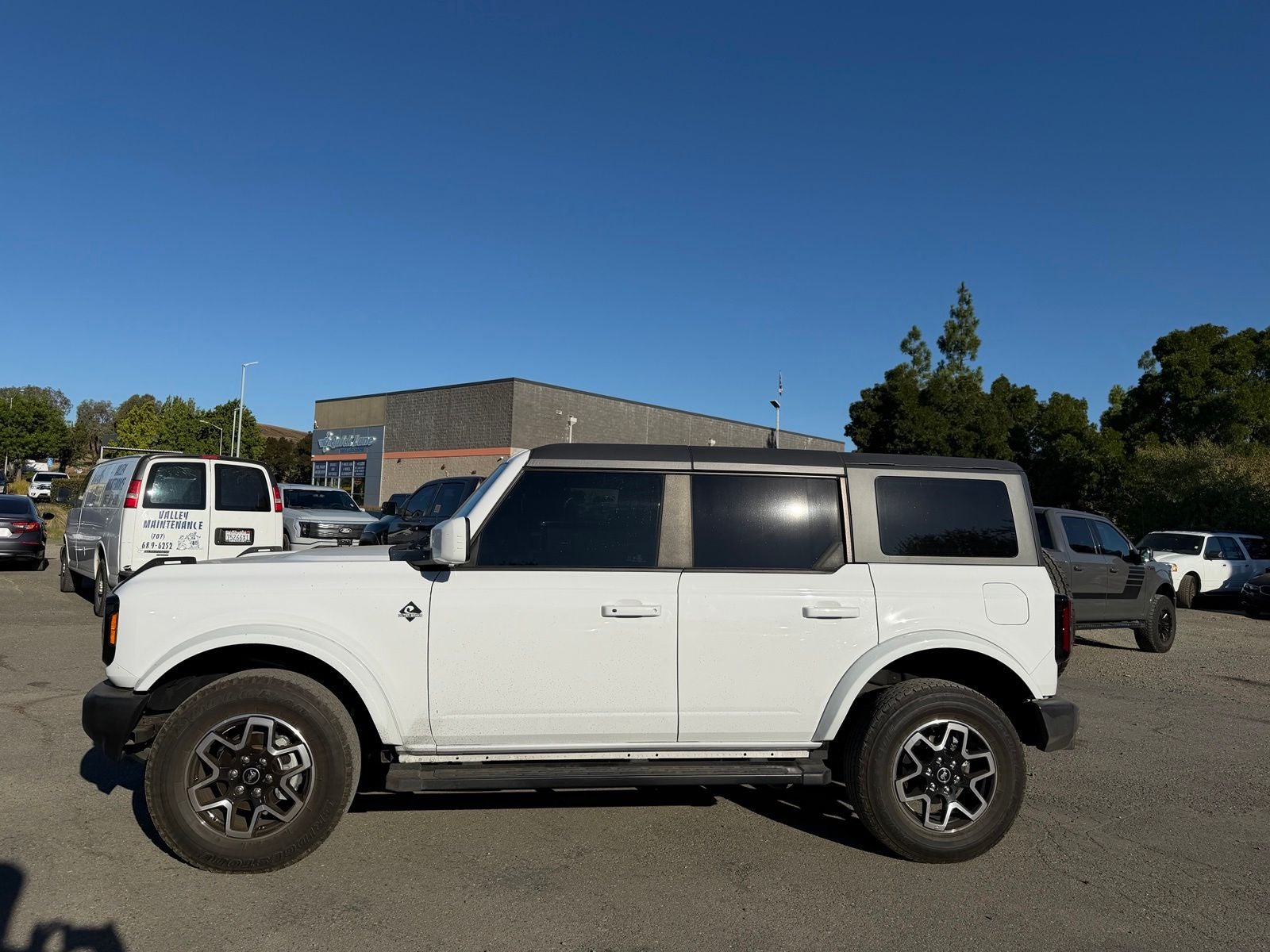 2024 Ford Bronco Outer Banks