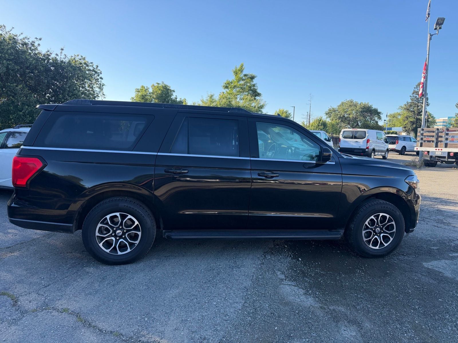 2024 Ford Expedition Max XLT