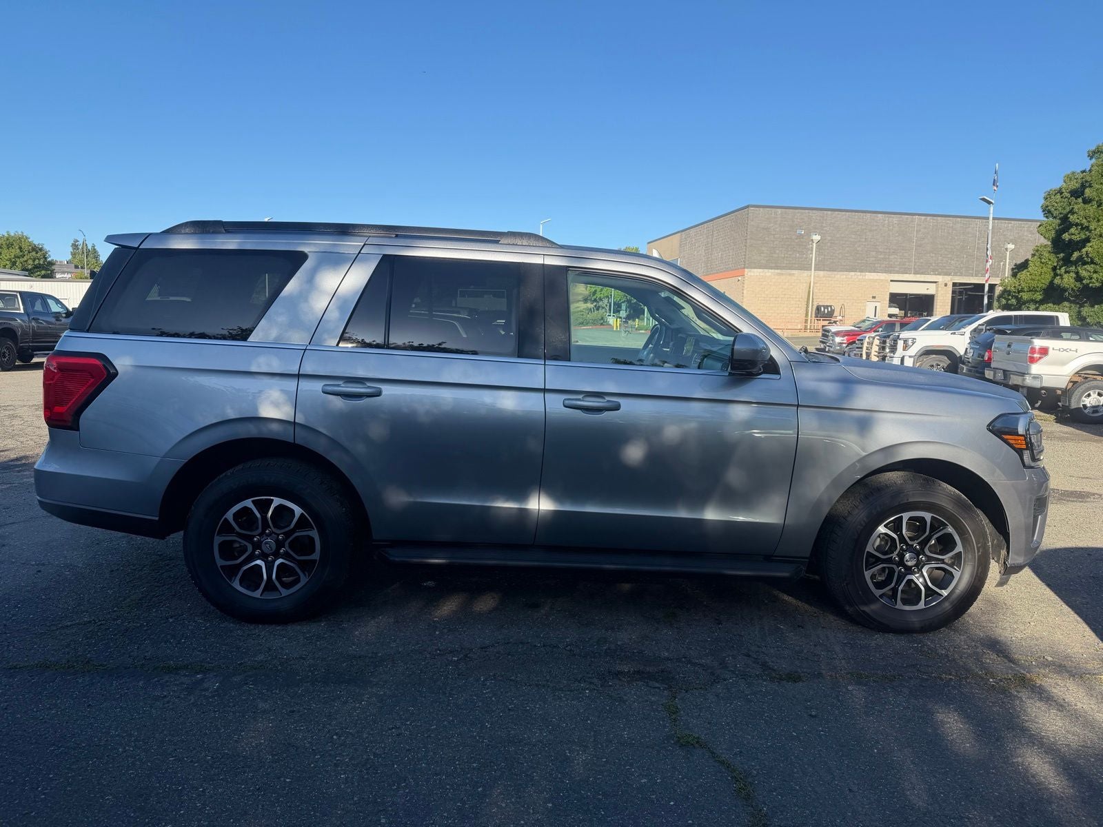 2024 Ford Expedition XLT