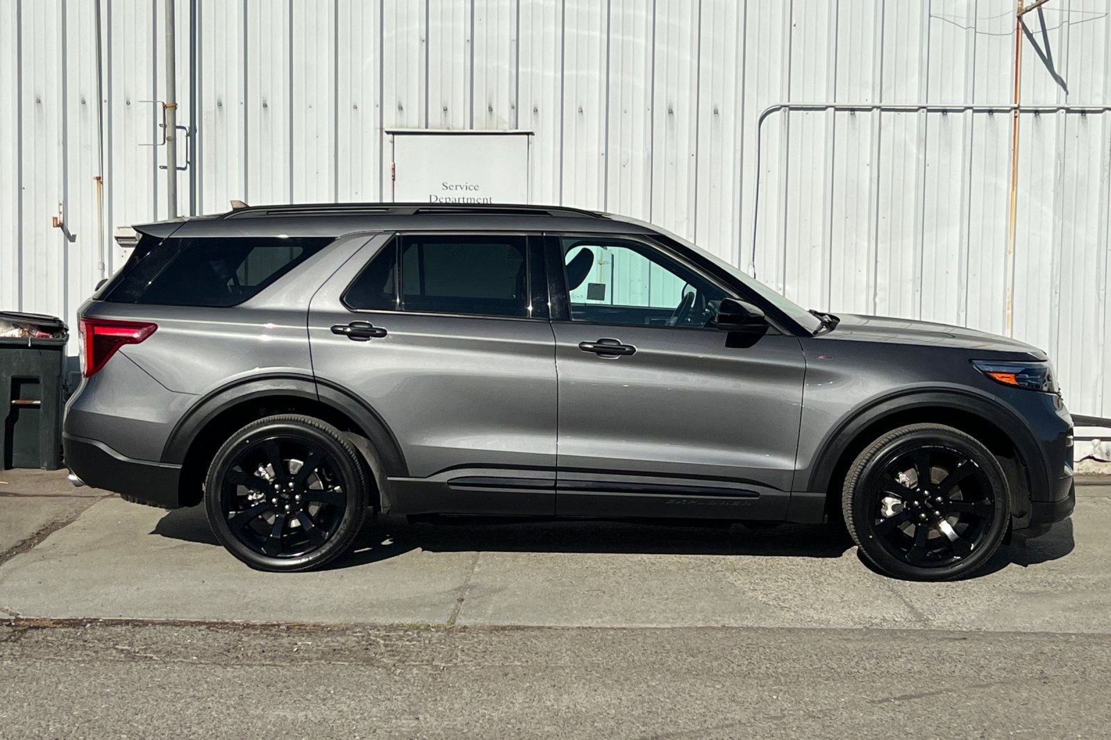 2023 Ford Explorer ST-Line