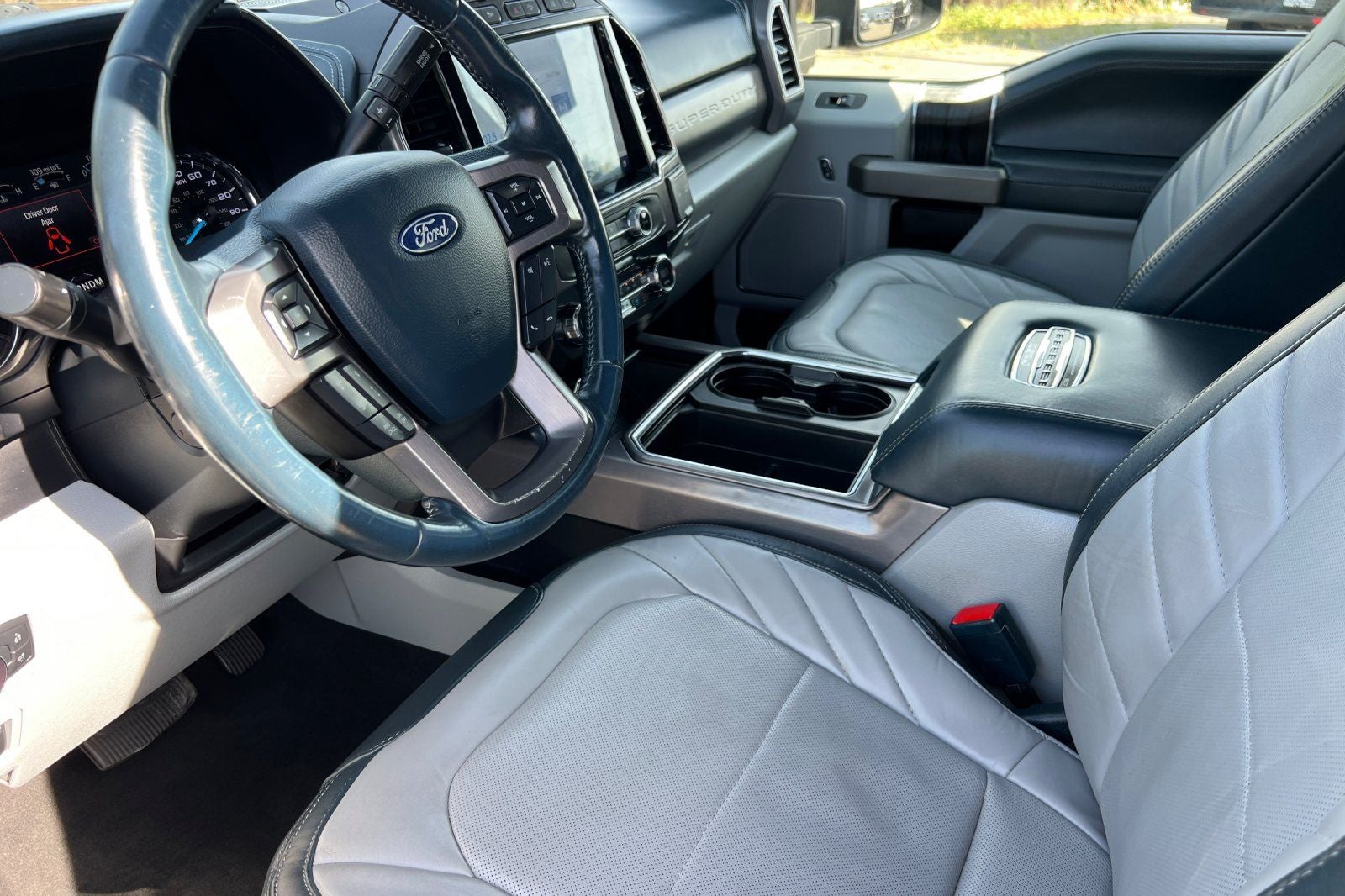 2022 Ford F-250SD Limited