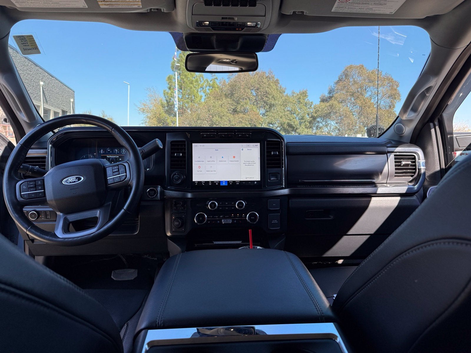 2023 Ford F-350SD Lariat
