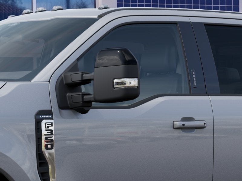 2027 Ford F-350SD Lariat DRW