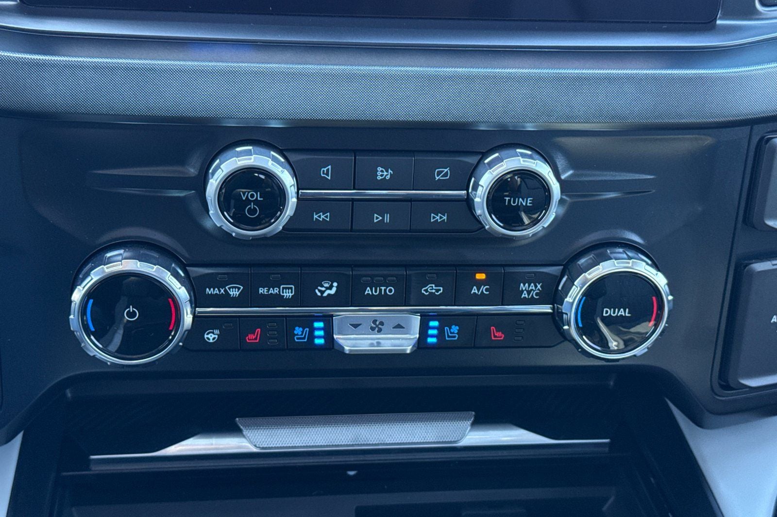 2024 Ford F-450SD Limited DRW