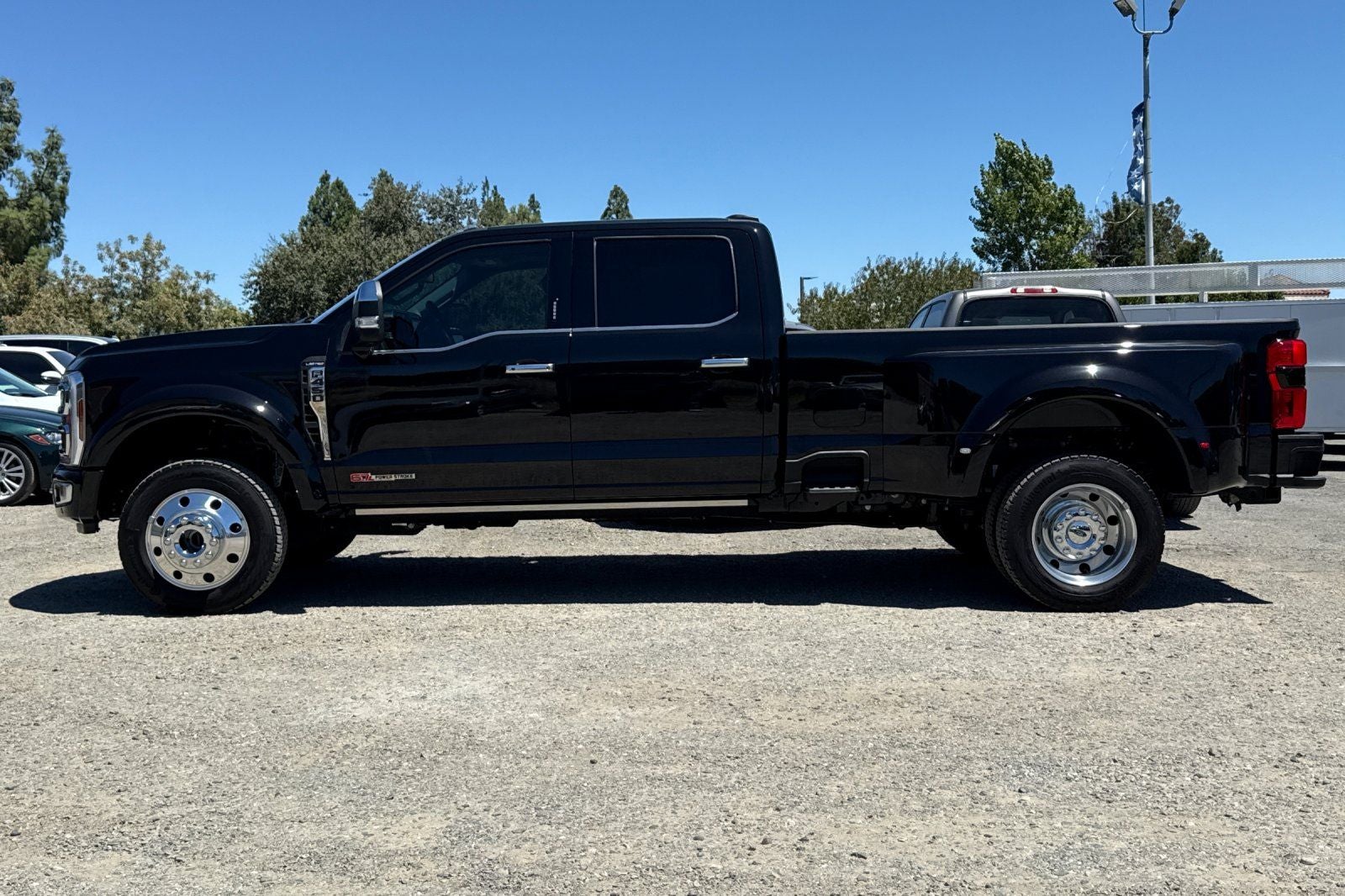2024 Ford F-450SD Limited DRW