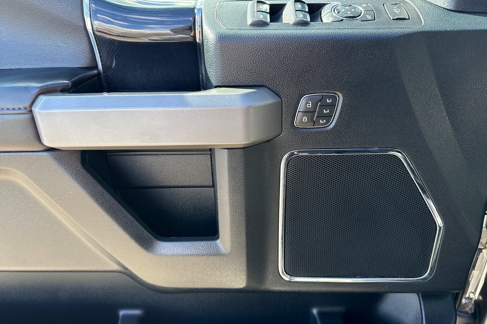 2021 Ford F-450SD Platinum DRW