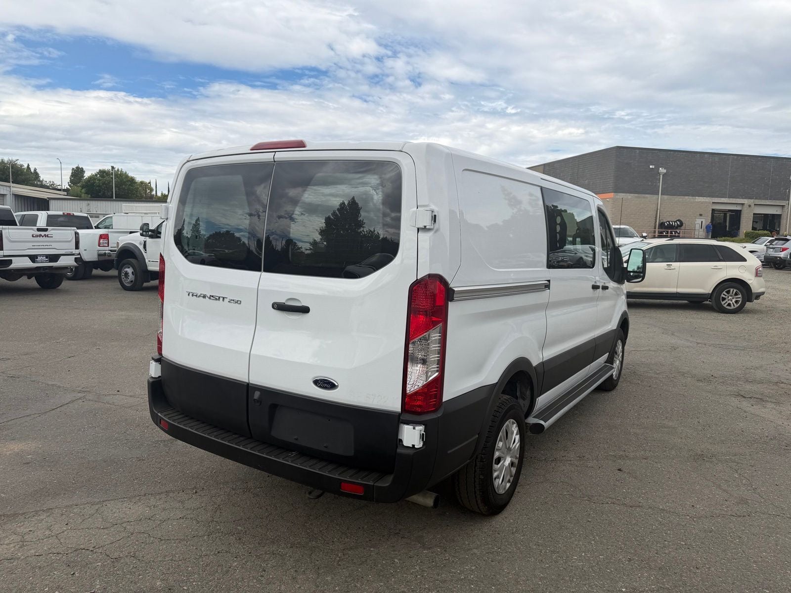 2025 Ford Transit-250 Base