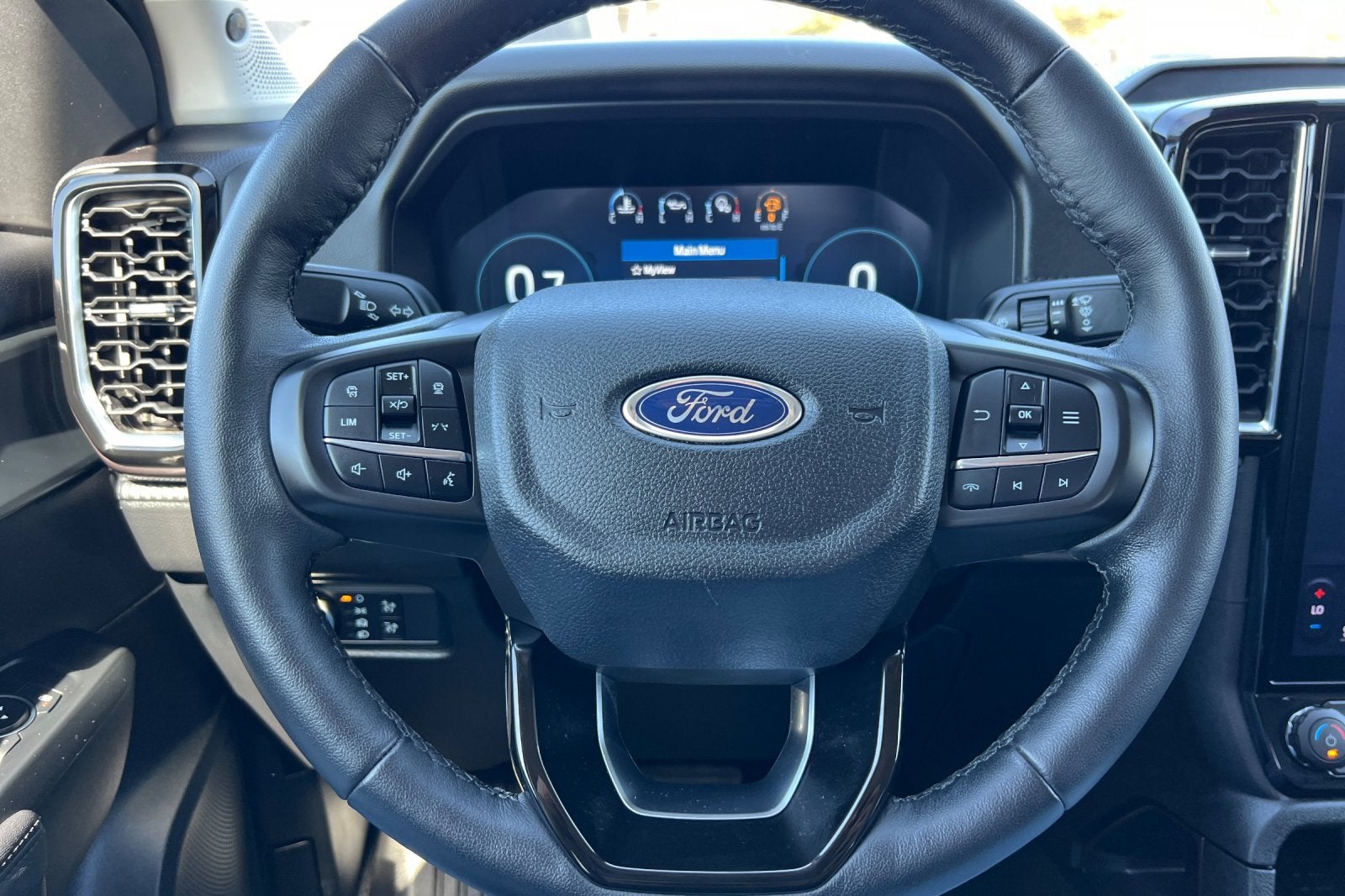 2025 Ford Ranger Lariat