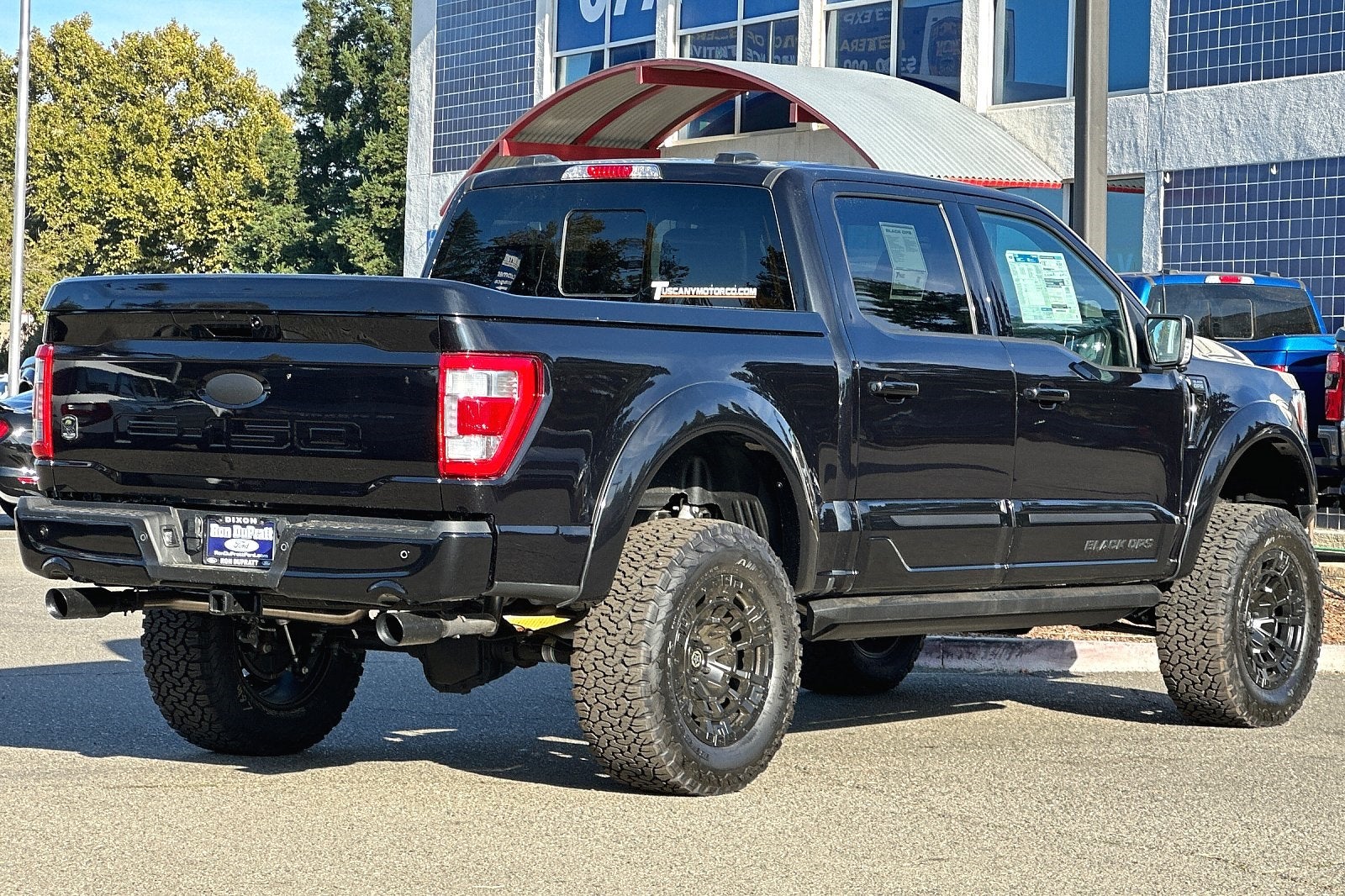 2023 Ford F-150 Lariat Black Ops