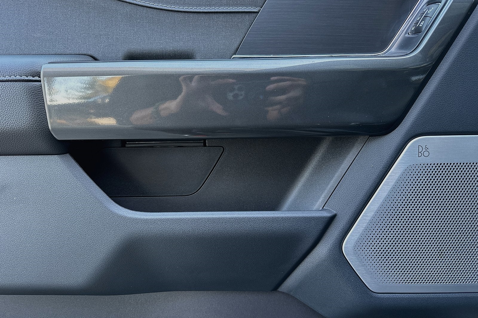 2023 Ford F-150 Lariat Black Ops