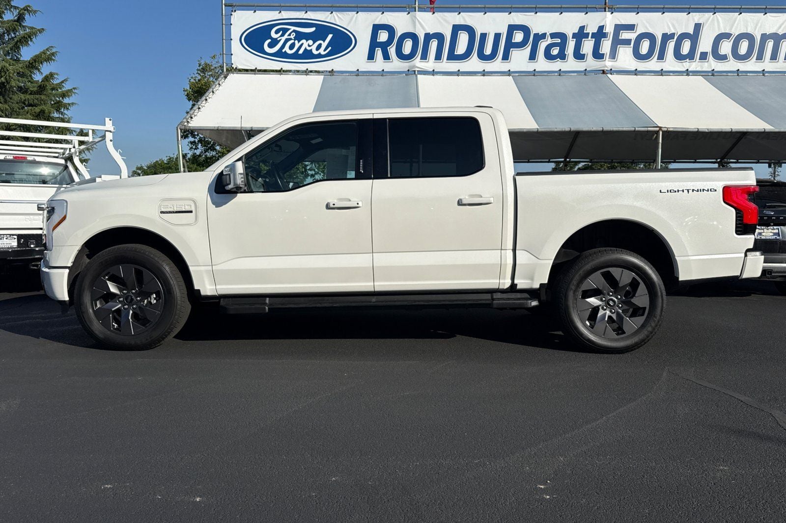 2022 Ford F-150 Lightning Lariat