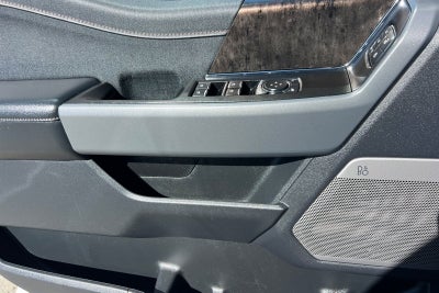 2023 Ford F-150 Lightning Lariat