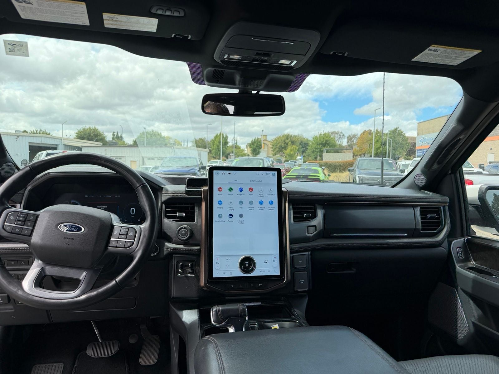 2023 Ford F-150 Lightning Lariat