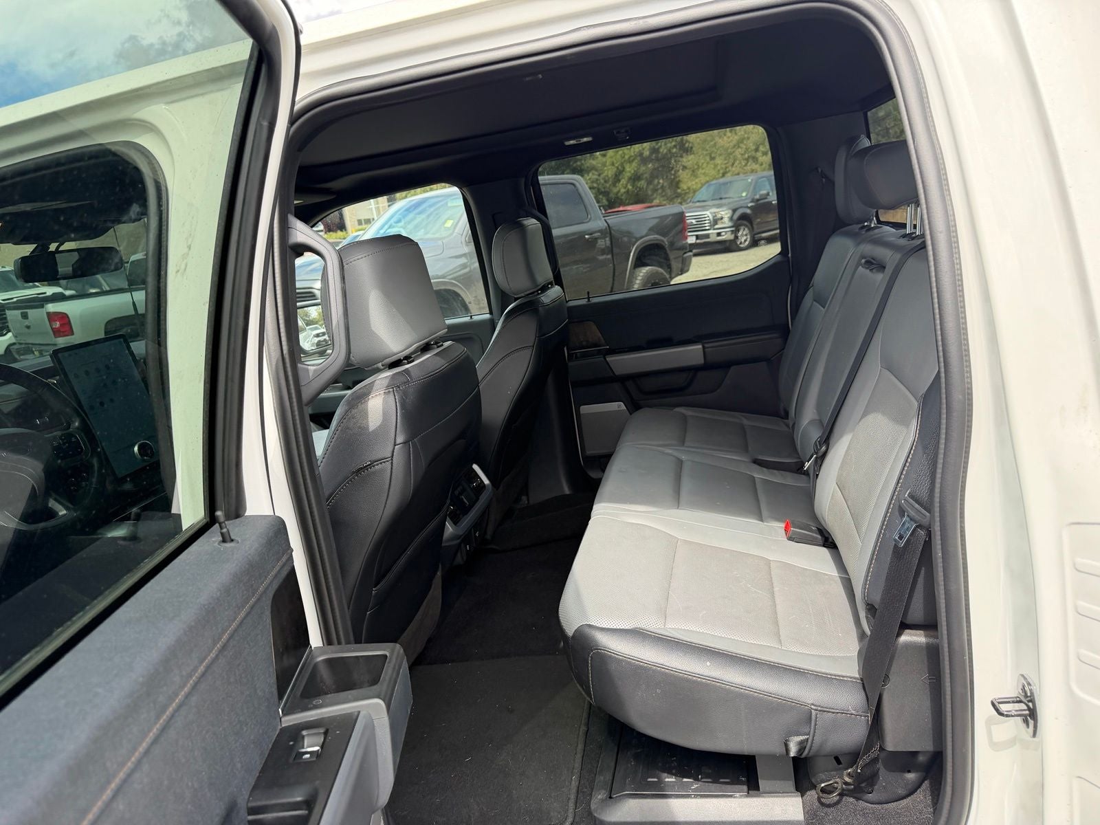 2023 Ford F-150 Lightning Lariat
