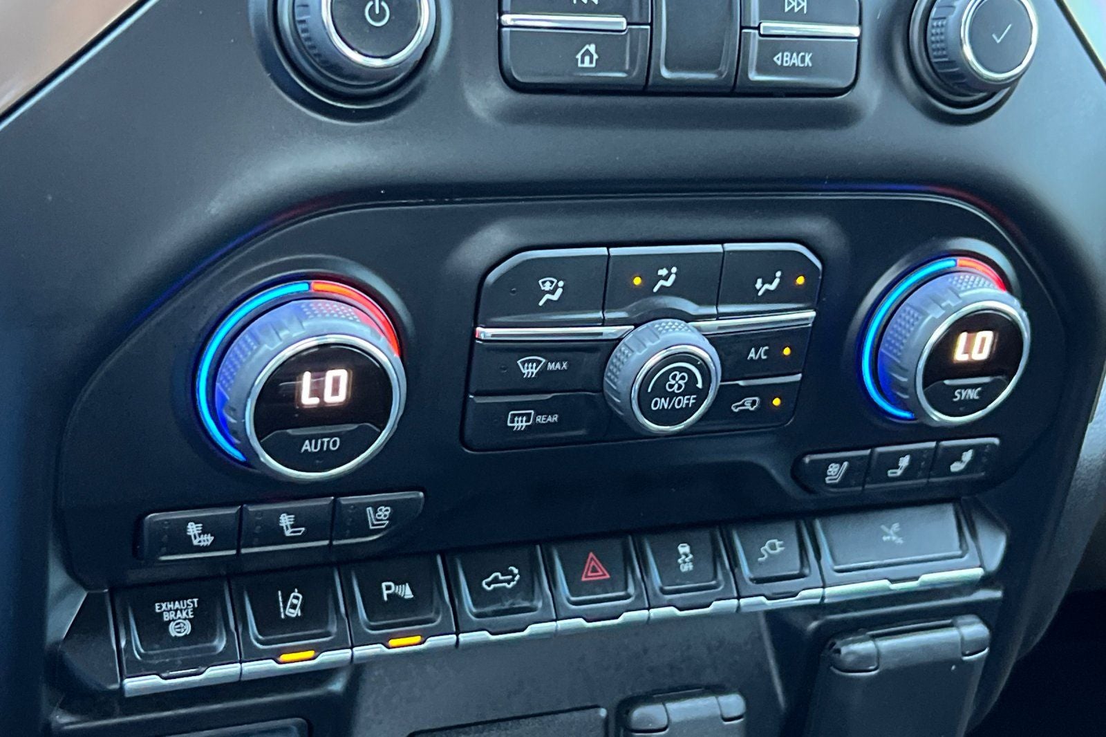 2022 Chevrolet Silverado 3500HD High Country