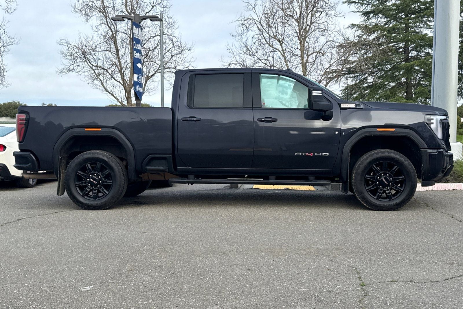 2024 GMC Sierra 2500HD AT4
