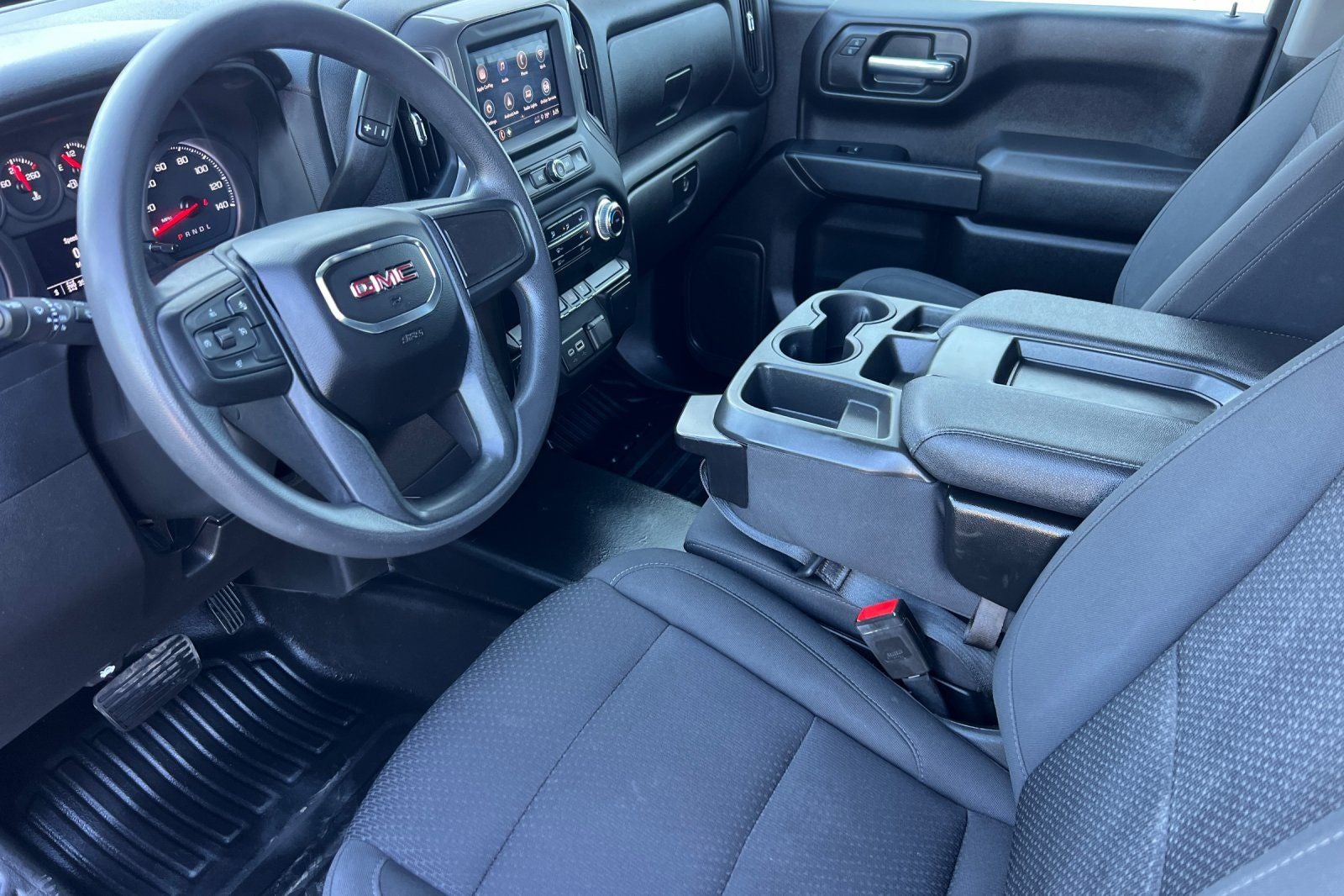 2024 GMC Sierra 1500 Pro