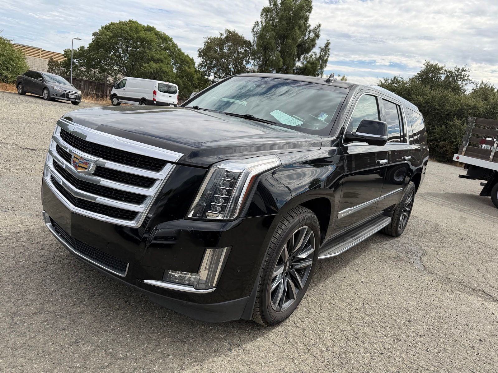 2017 Cadillac Escalade ESV Luxury