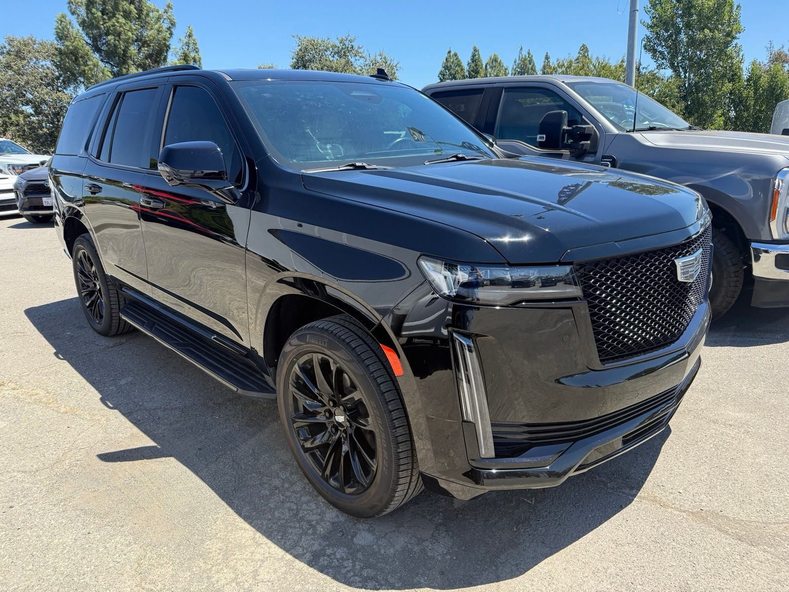 2023 Cadillac Escalade Sport