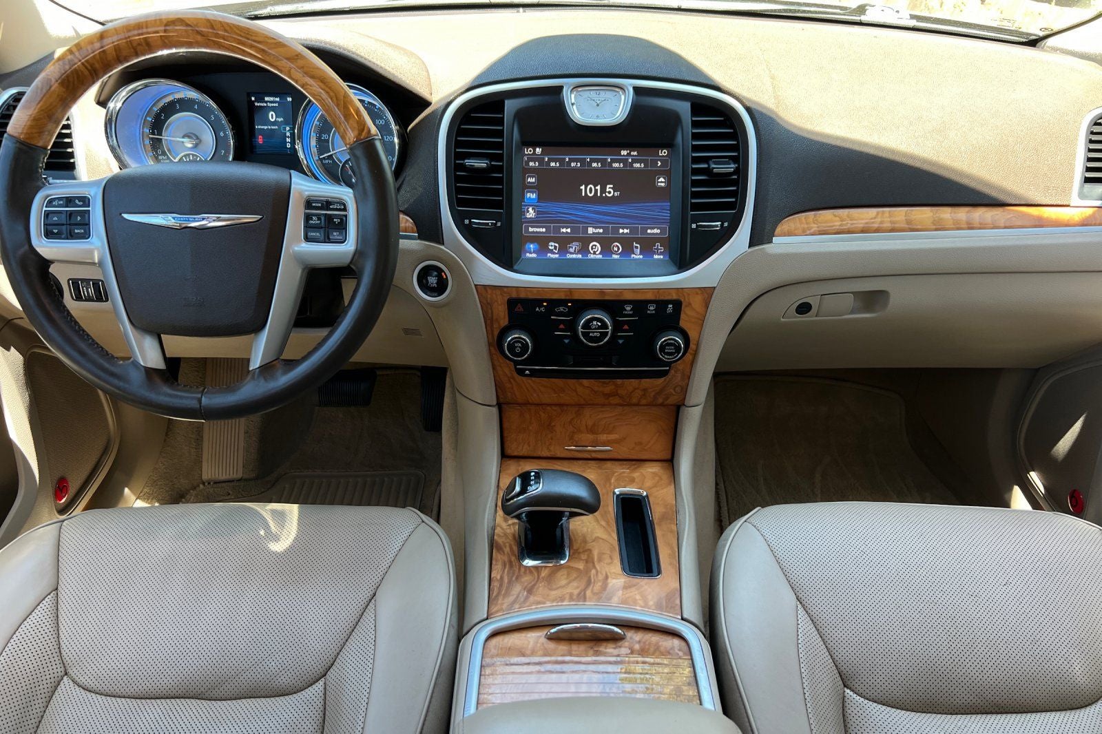2014 Chrysler 300 C