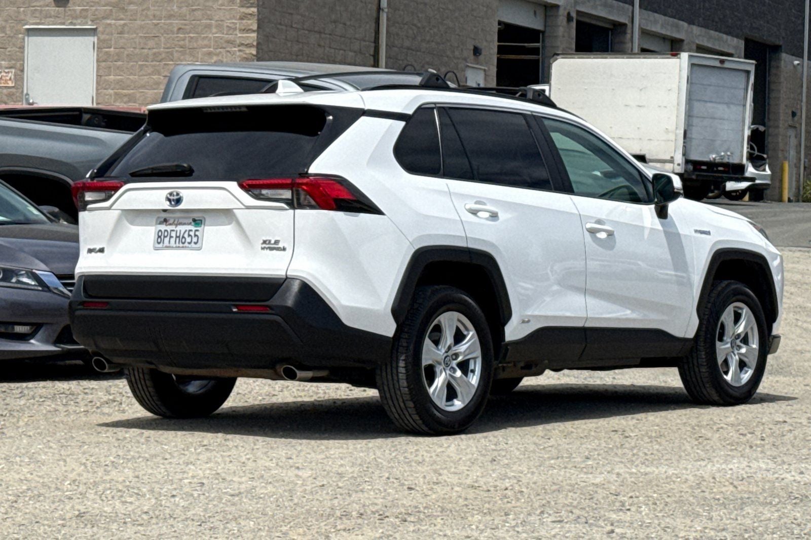 2020 Toyota RAV4 Hybrid XLE