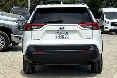 2020 Toyota RAV4 Hybrid XLE