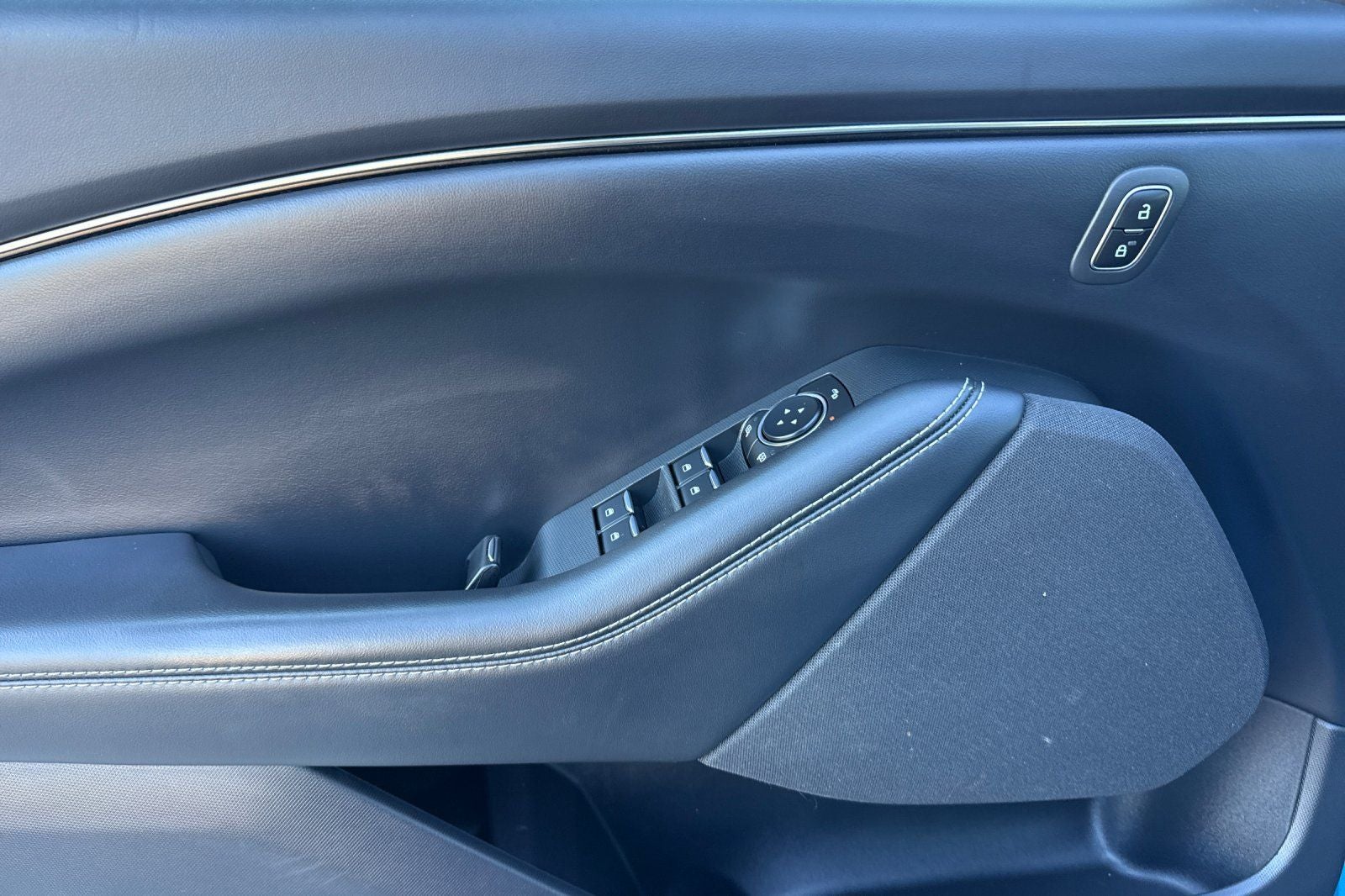 2023 Ford Mustang Mach-E Select