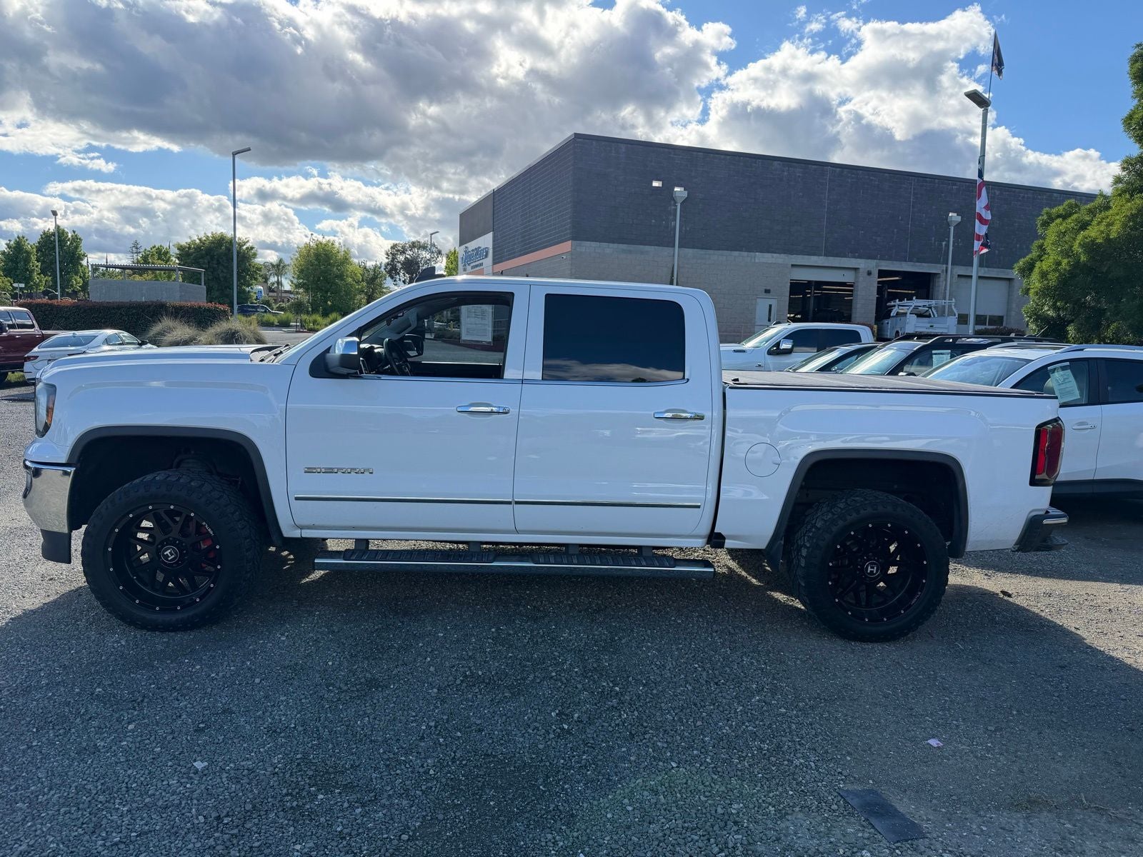 2017 GMC Sierra 1500 SLT