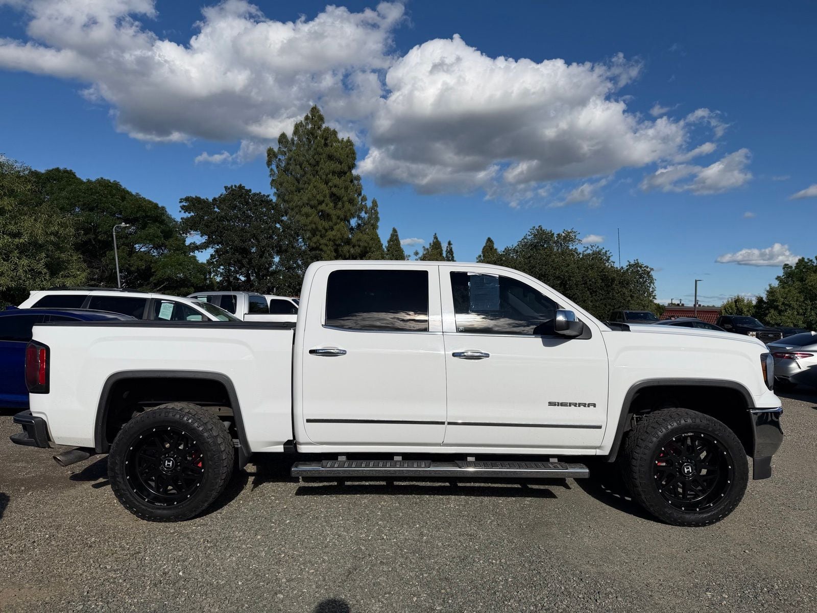 2017 GMC Sierra 1500 SLT
