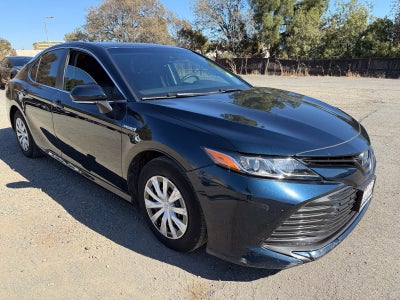 2019 Toyota Camry Hybrid LE