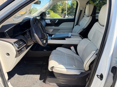 2023 Lincoln Navigator Black Label