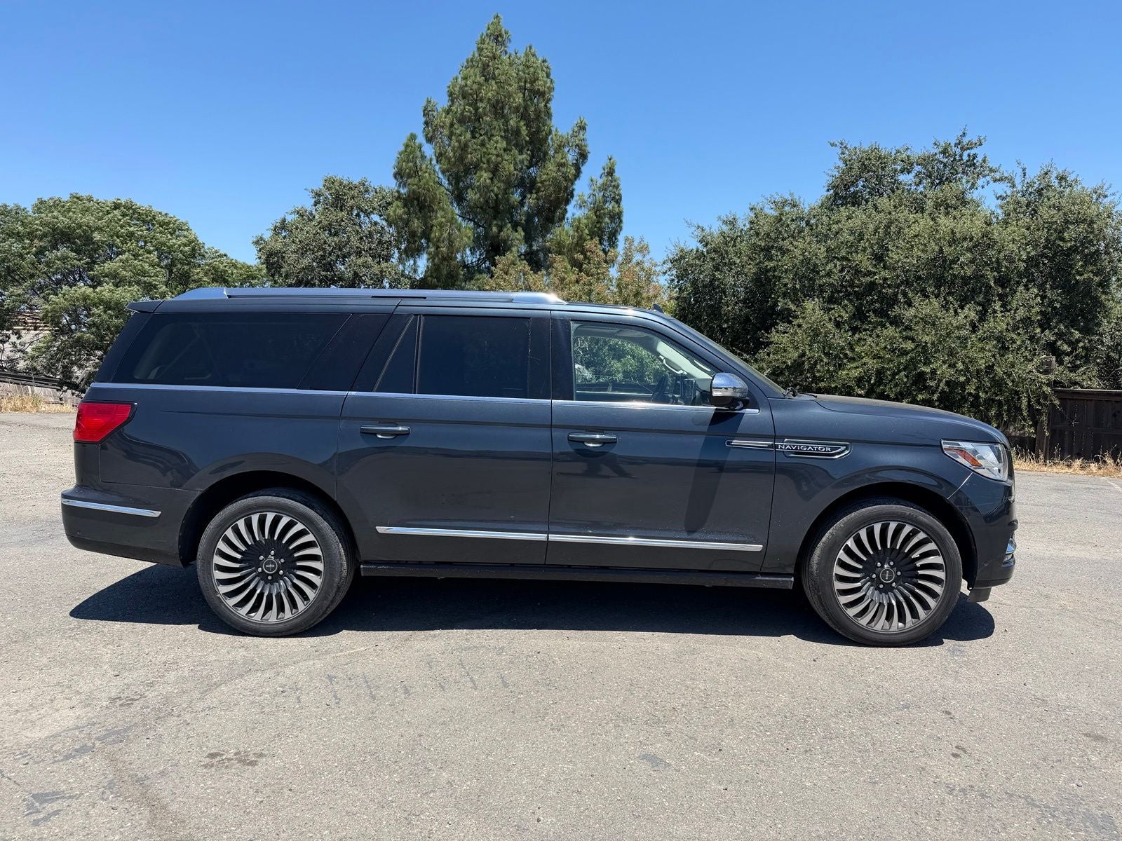 2021 Lincoln Navigator L Black Label