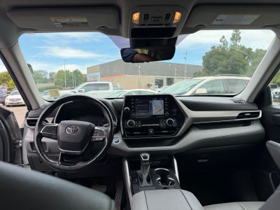 2020 Toyota Highlander Hybrid XLE