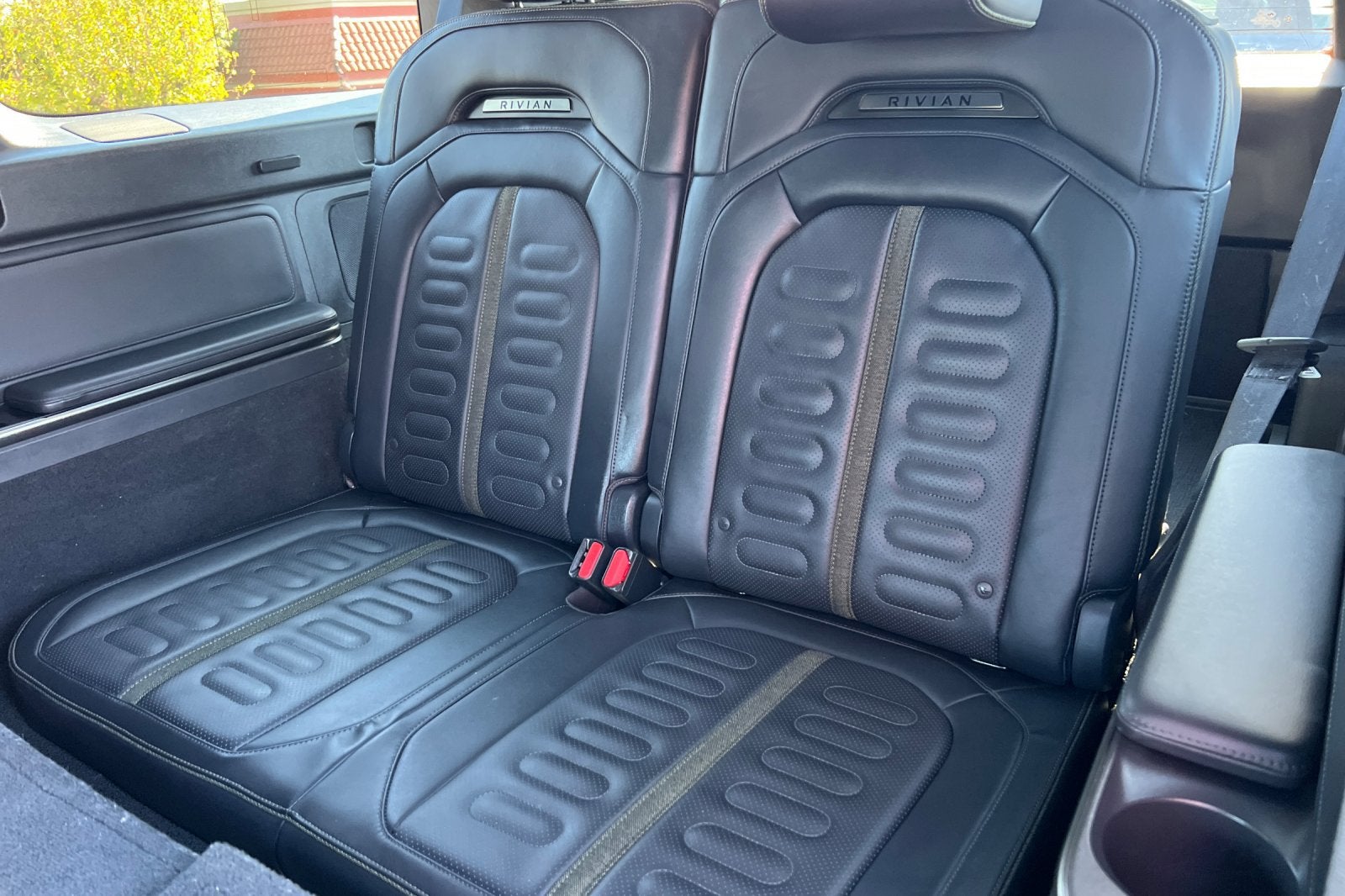 2022 Rivian R1S Launch Edition