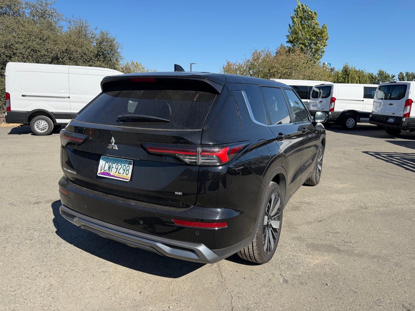 2025 Mitsubishi Outlander SE