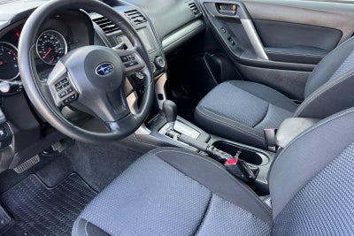 2014 Subaru Forester 2.5i