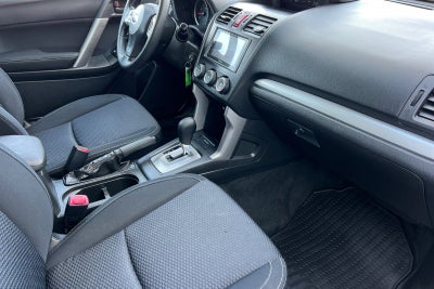 2014 Subaru Forester 2.5i