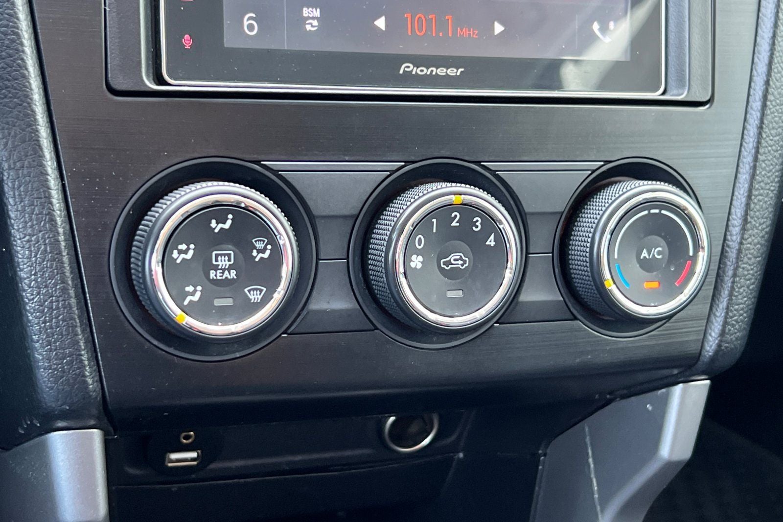 2014 Subaru Forester 2.5i