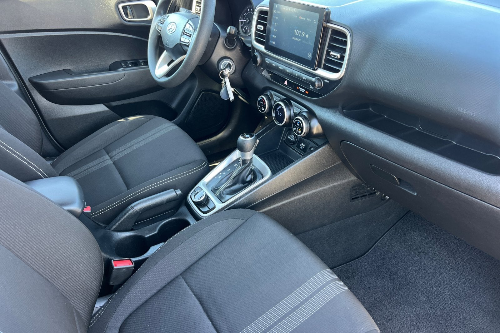 2020 Hyundai Venue SEL
