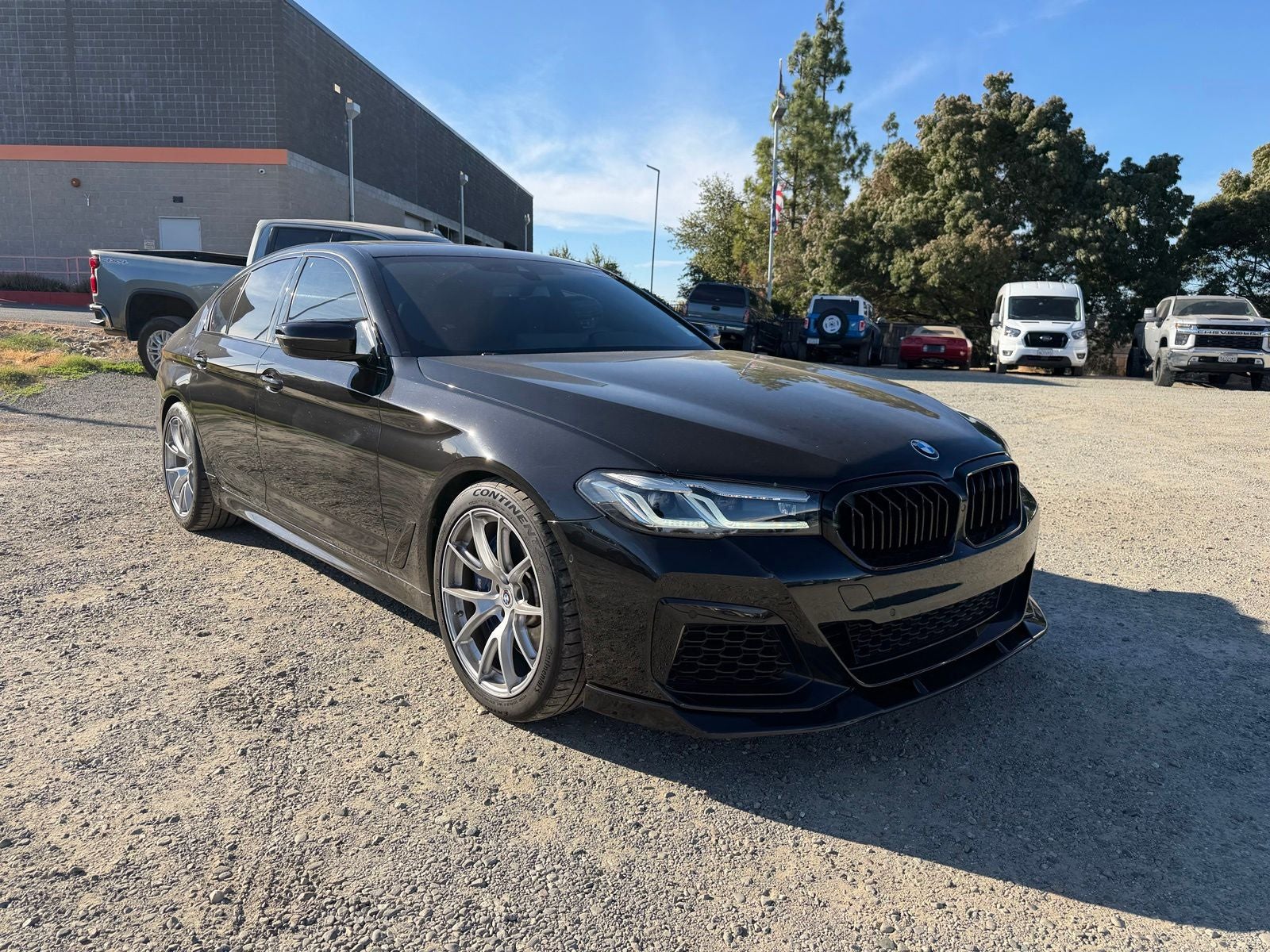 2023 BMW 5 Series M550i xDrive