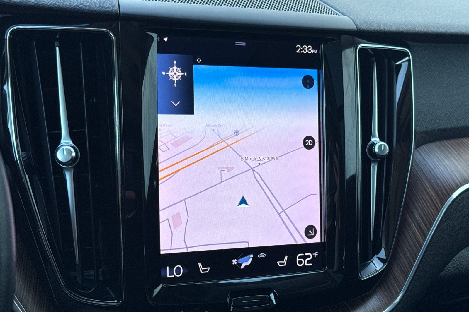 2021 Volvo XC60 T6 Momentum