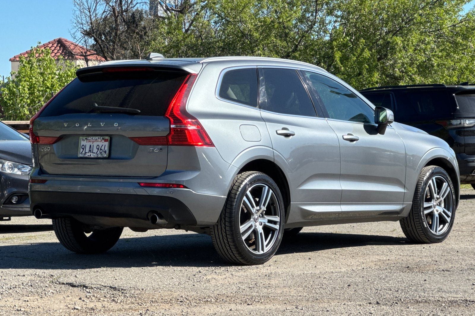 2021 Volvo XC60 T6 Momentum