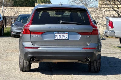 2021 Volvo XC60 T6 Momentum